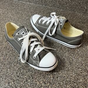 Converse Chuck Taylor All Star Lace Up Low Classic Gray Canvas Shoes Womens Sz 7